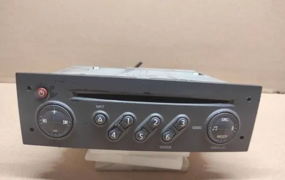 Renault Megane II Radio/CD/DVD/GPS head unit 8200483757