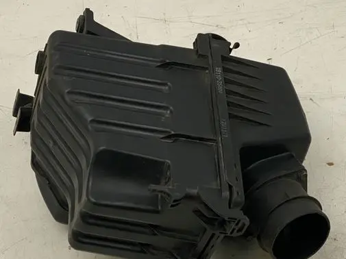 KIA Sportage Air filter box 281102S000