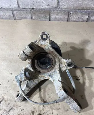 Hyundai Santa Fe Front wheel hub
