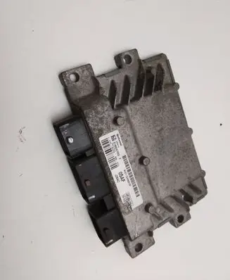 Ford Fiesta Engine control unit/module 8V2112A650SF 0SAF