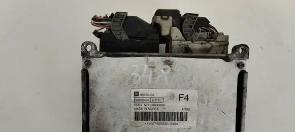 Chevrolet Aveo Engine control unit/module ECU 96930404 0000000