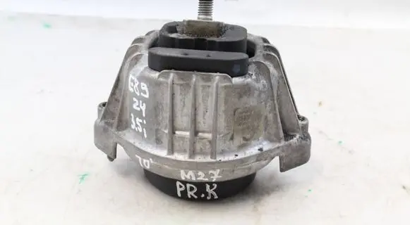 BMW Z4 E89 Engine mount bracket 6760330 22116760330