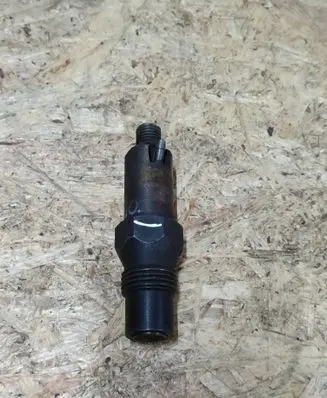 Ford Escort Fuel injector LCR6734801C