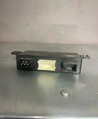 BMW 5 E39 Door control unit/module 616924933 6904243