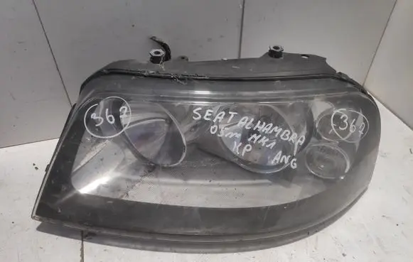 Seat Alhambra (Mk1) Headlight/headlamp 0301182611