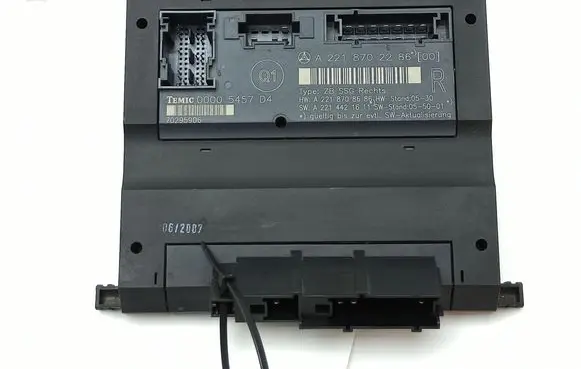 Mercedes-Benz S W221 Seat control module A2218702286 A2218708686 A2214421611