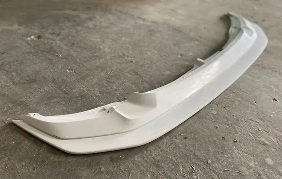 BMW M4 F82 F83 Front bumper lip 51118065281