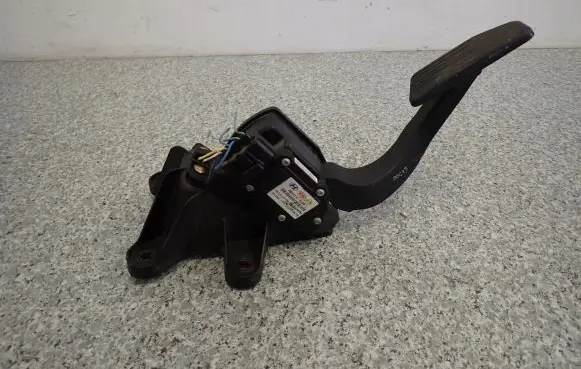 KIA Magentis Pedal assembly 