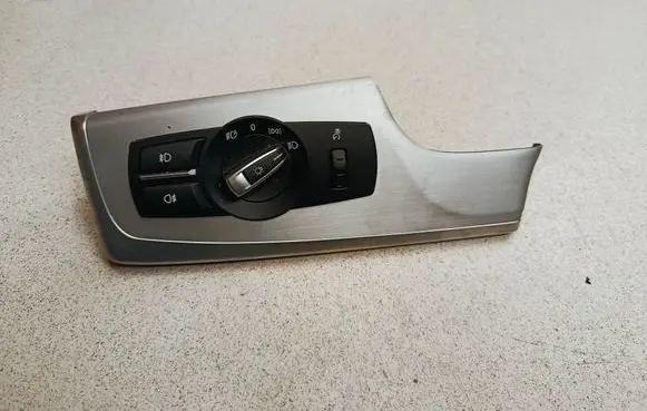 BMW 5 F10 F11 Light switch 9192744 3392020105 2213000303013001
