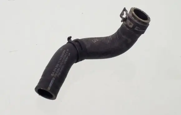 Mercedes-Benz C W204 Engine coolant pipe/hose A2048301996