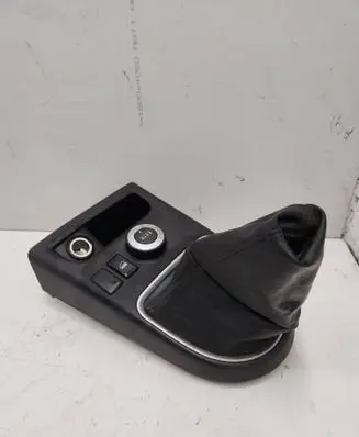 Nissan X-Trail T30 Gear shifter surround trim plastic 96935JG00A 13770A75000