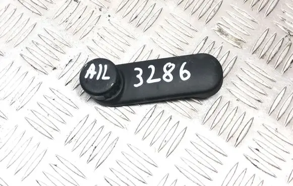 Dacia Sandero Rear door window winding handle 8200673745