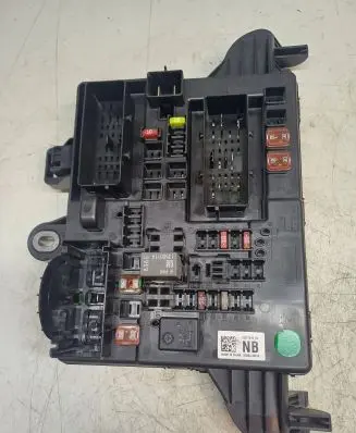 Opel Insignia A Fuse module 12480335810 1327731804 544949969