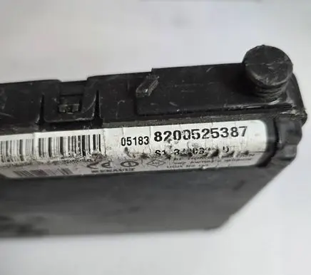 Renault Scenic II - Grand scenic II Comfort/convenience module 8200525387
