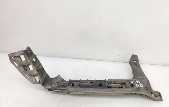 Volkswagen Multivan T5 Rear bumper mounting bracket 7H0807394A