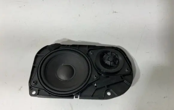 BMW 5 F10 F11 Panel speaker 9239146 25000052 9907009803