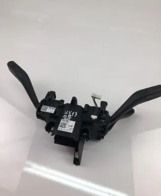 Volkswagen PASSAT B6 Indicator stalk 3C9953501BG