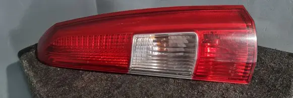 Volvo V70 Rear/tail lights 9154494