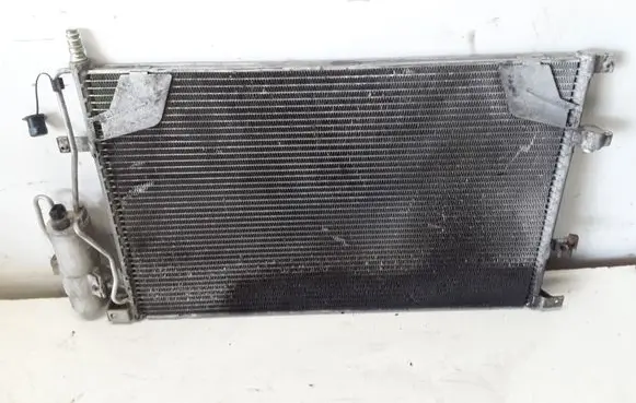 Volvo V70 A/C cooling radiator (condenser) 31101053