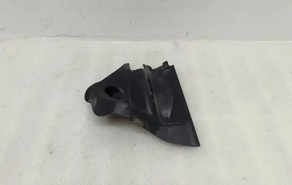 Volkswagen Transporter - Caravelle T5 Battery tray heat shield 7H0915437