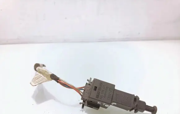 Volkswagen Golf IV Brake pedal sensor switch 1J0945511A