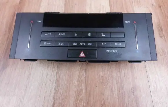Lexus RC Climate control unit 5590024500