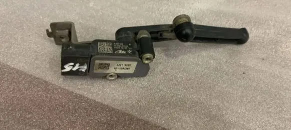 BMW X5 F15 Front height sensor lever 6867647