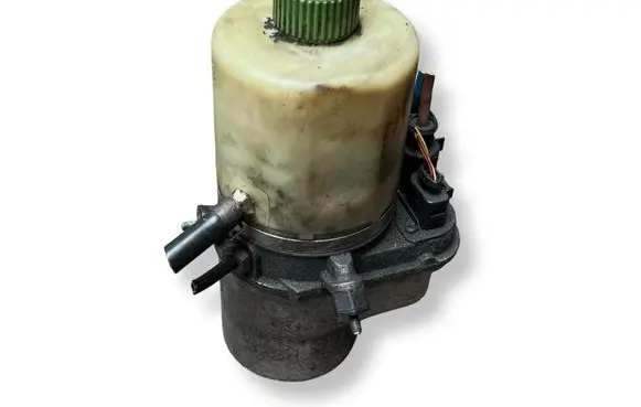 Volkswagen Polo V 6R Power steering pump 6R0423156B