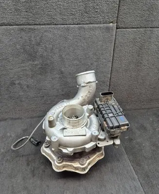 Audi A4 S4 B8 8K Turbo 059145874L 767649 6NW009550