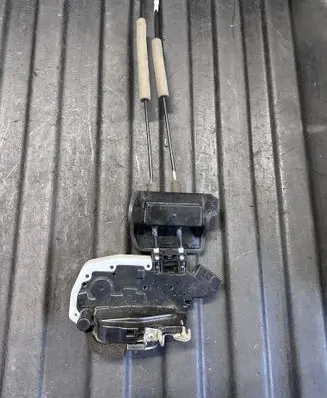 Infiniti FX Rear door lock EG000NORSF