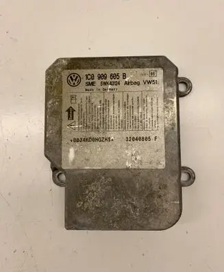 Volkswagen PASSAT B5.5 Airbag control unit/module 1C0909605B 5WK43124