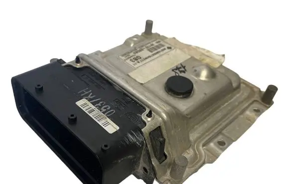 Hyundai i30 Engine control unit/module 391102BGB3 1C44507Y BE54FS03600