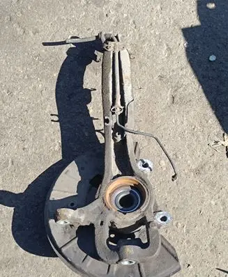 Audi Q7 4L Front wheel hub spindle knuckle 7P6407245A