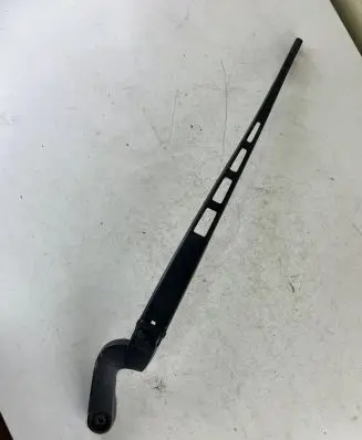 Audi A6 S6 C6 4F Front wiper blade arm
