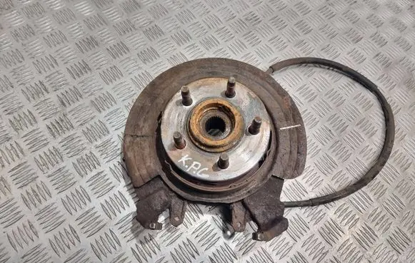 Rear wheel hub