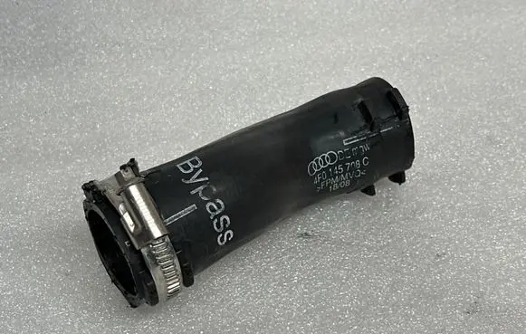 Audi A6 S6 C6 4F Intercooler hose/pipe 4F0145708C