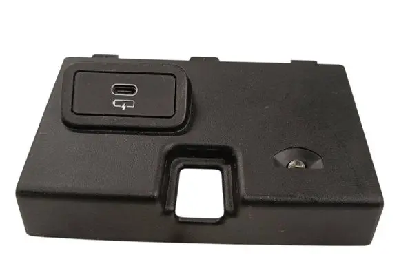 BMW 4 G22 G23 G24 G26 USB socket connector 8711940