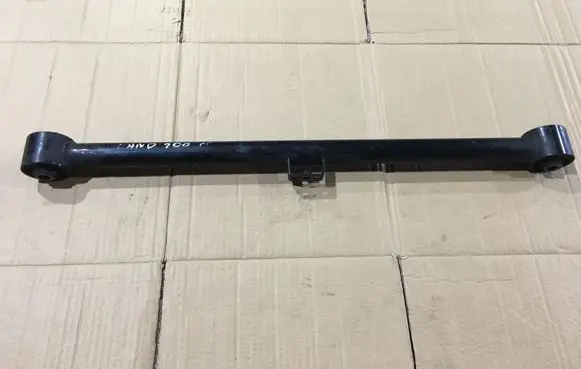 Toyota Land Cruiser (J200) Rear control arm