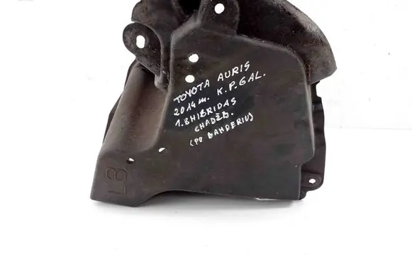 Toyota Auris E180 Pickup box liner 5822802010