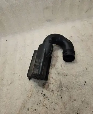 Seat Leon (1P) Air intake hose/pipe 1K0129618AT