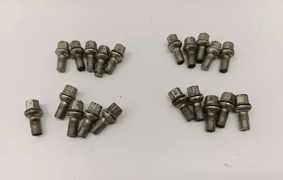 Nuts/bolts