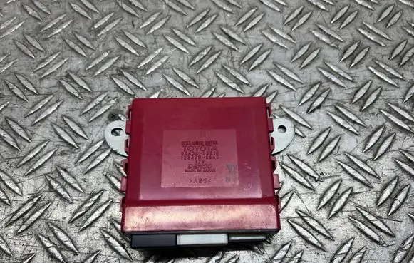 Lexus IS 220D-250-350 Wing mirror control module 8943053010 1233006662