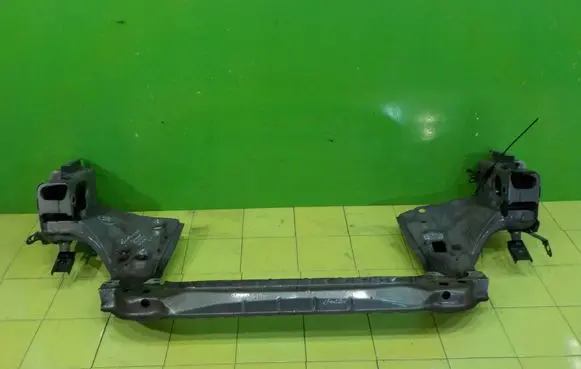 Land Rover Range Rover Sport L320 Radiator support slam panel 14AB135