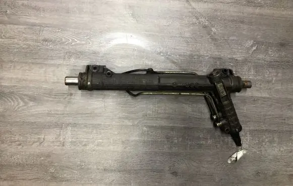 BMW 5 E39 Steering rack