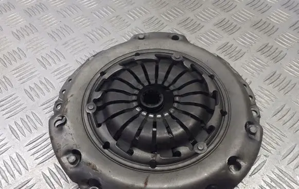 Opel Astra H Pressure plate 