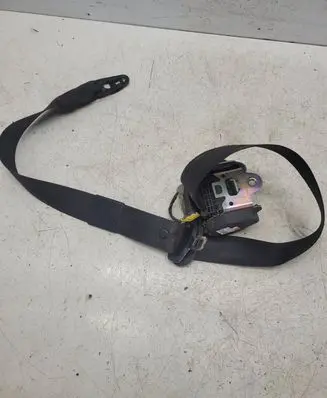 Audi A4 S4 B6 8E 8H Front seatbelt 560788401