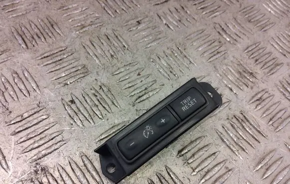 Nissan Leaf II (ZE1) Cruise control switch 5TA0A 20715C