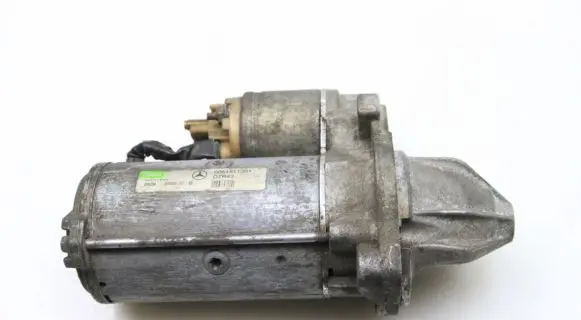 Mercedes-Benz E W211 Starter motor 0051511301