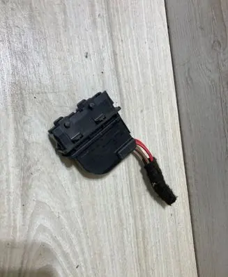 Audi Q5 SQ5 8R Rear door wiring loom 8K0972701
