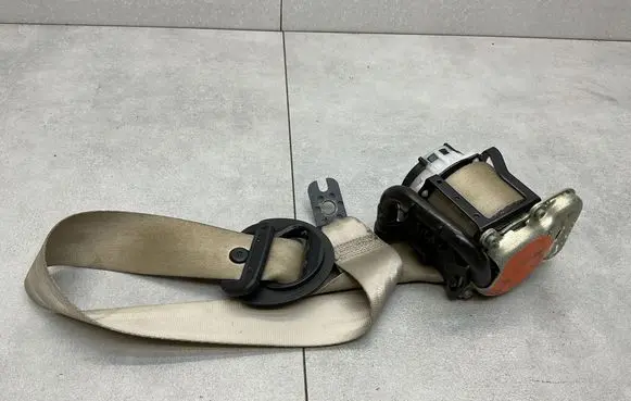 Skoda Superb B8 (3V) Front seatbelt KR16J612DZ